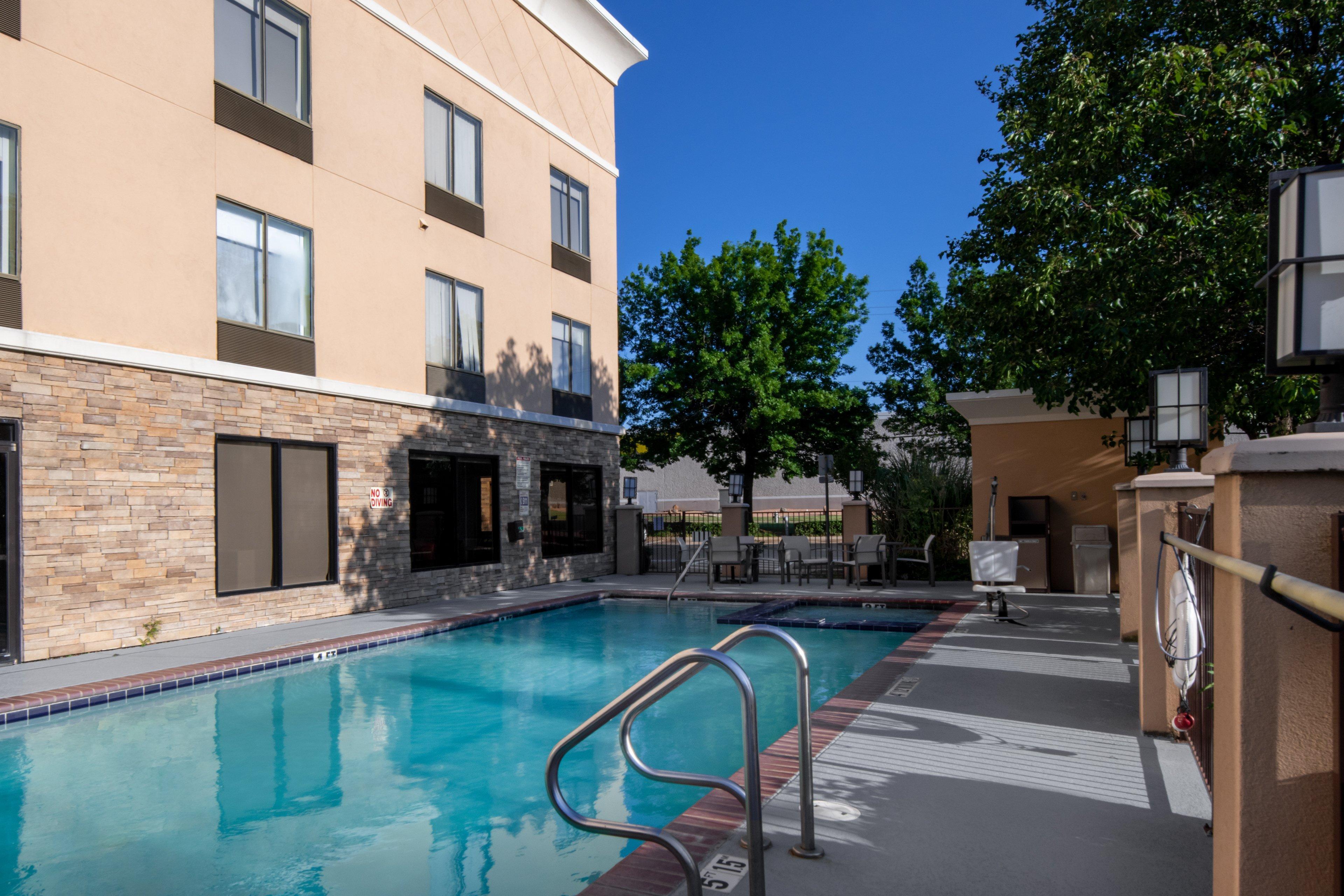 Holiday Inn Express Arlington Interstate 20 Parks Mall By Ihg Exteriér fotografie
